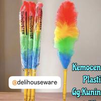 Gambar Kemoceng Bulu Ayam Plastik Tebal 70cm ( Medan Khusus - Gojek ) dari Deli Houseware undefined 1 Tokopedia