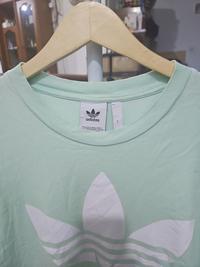 Gambar Adidas big logo original oversize kaos baju second size L dari Xendi clothe's undefined 2 Tokopedia