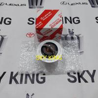 Gambar Termostat Thermostat Toyota Land Cruiser LC VX VXR 80 81 100 105 200 VX80 VXR80 VX81 VX100 LC100 VX105 LC105 VX200 LC200 Bundera Diesel 1HDT 1HZ 1HDFT 1HDFTE 1VD HDJ80 HDJ81 HZJ80 HZJ81 HDJ101 HDJ100 HZJ105 VDJ200 HZJ75 VDJ76 VDJ78 VDJ79 Original Ori dari Sky King Toyota Lexus undefined 3 Tokopedia