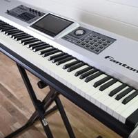 Gambar Quality New Roland Fantom G8 88Key Keyboard Musical Instruments Accessories Authentic Promo dari Quad Shadow undefined 1 Tokopedia