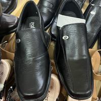 Gambar Sepatu pantofel pria formal hitam - 39 dari DJOKAM STORE SURABAYA undefined 3 Tokopedia