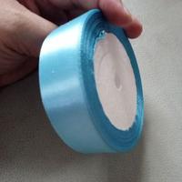 Gambar Pita satin 1 inch, pita satin 2,5cm, pita bucket lebar 2,5cm, pita kain untuk bucket bunga, pita kado. Harga yang tertera adalah harga 1 gulung. mau warna apa tolong chat dulu ya. dari Neo Cardshop undefined 5 Tokopedia