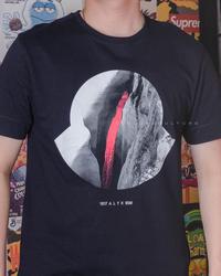 Gambar Moncler Genius Alyx Black / Kaos branded Original - M dari The Luxe Culture Jakarta undefined 3 Tokopedia