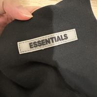Gambar essentials fear of god hoodie black dari Hiz Store undefined 2 Tokopedia