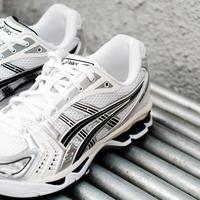 Gambar Sepatu Sneakers Asics Gel Kayano 14 White Midnight - 100% Original BNIB - 42 dari Kickmatters undefined 5 Tokopedia