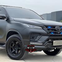 Gambar Black Satin Axevinyl Premium Wrap dari Mas Konig undefined 1 Tokopedia