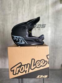 Gambar HELM TLD D4 POLYACRYLITE MIPS - CHRCOAL RED dari teras MTB undefined 5 Tokopedia
