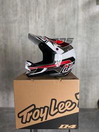 Gambar HELM TLD D4 POLYACRYLITE MIPS - CHRCOAL RED dari teras MTB undefined 2 Tokopedia