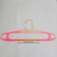 Gambar Hanger - Gantungan Baju Bahan Plastik (Eceran/Satuan) - Merah Muda dari Venny Living Store undefined 2 Tokopedia