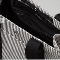 Gambar Lululemon Two Tone Canvas Tote Bag 10L - LightIvory/Blac dari Babakiwi Shop undefined 4 Tokopedia