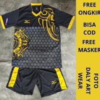 Gambar Original | Top Quality Seragam Stelan Jersey Kaos Volly Futsal Pria Kaos Olahraga Badminton Wanita Baju Team Sepak Bola New Stock | Trusted - M, KUNING BATIK dari VICTORYstore&#39;S undefined 1 Tokopedia