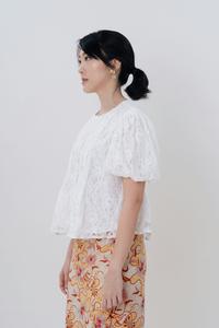 Gambar Jolie Clothing Lirika Lace Top / Floral Top / Atasan Brokat Wanita / Blouse Wanita / Shortsleeves Top dari Jolie Clothing undefined 3 Tokopedia