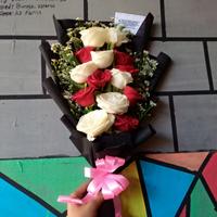 Gambar Buket Bunga Lily/Cassabalca Bogor Aniversary Wisuda Dll dari Toko bunga murah A2 undefined 5 Tokopedia