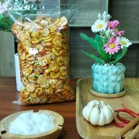 Gambar kerupuk seblak bawang pedas 1kg - pedas jeruk dari dvn makaroni undefined 1 Tokopedia