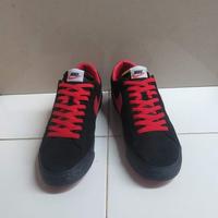 Gambar Sepatu Nike Blazer Low By You Custom Black Red No 45 Like New dari Begundal Shoes undefined 3 Tokopedia