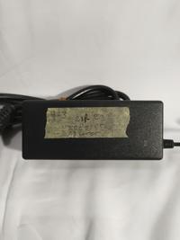 Gambar charger laptop original bekas dari Apa Itu Ori undefined 4 Tokopedia