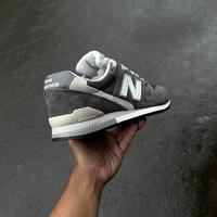 Gambar Sepatu sneakers new balance 996 cd2 c-cap dark grey white 100% legit - 38.5 dari Itsmykickss undefined 3 Tokopedia