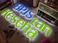 Gambar Huruf Timbul Menyala - Letter Timbul Led - Huruf Timbul Akrilik Led dari Bang Ron Store undefined 3 Tokopedia