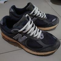 Gambar Sepatu Sneakers Pria Casual Sneaker New Balance Import Second Original Trifting dari Oissecond undefined 1 Tokopedia