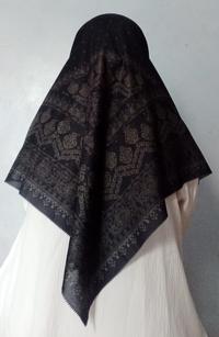 Gambar Hijab Motif Sultan Warna Navy Voal Premium dari suesan collection undefined 2 Tokopedia