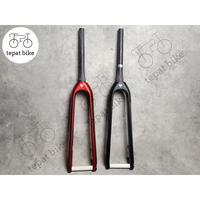Gambar Fork MOSSO Rigid M6FCB Carbon Discbrake TA Taper Boost 110mm dari Tepat Bike Jogja undefined 1 Tokopedia