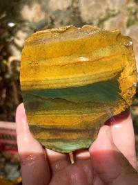 Gambar bahan lempengan cincin/liontin batu akik jasper garis asli klawing purbalingga dari JuliaStoneAkik undefined 1 Tokopedia