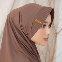 Gambar Bergo Hamidah M (Usfuriyah X Tika Muslimah) - Hijab Polos Fateema Dengan Label Akrilik Merk Tika.id Bahan Jersey Premium - Jilbab Polos Simpel - Kerudung Santai Daily - Random warna dari USHFURIYYAH HIJAB undefined 4 Tokopedia
