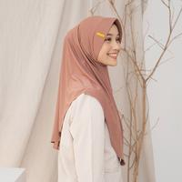 Gambar Bergo Hamidah M (Usfuriyah X Tika Muslimah) - Hijab Polos Fateema Dengan Label Akrilik Merk Tika.id Bahan Jersey Premium - Jilbab Polos Simpel - Kerudung Santai Daily - Random warna dari USHFURIYYAH HIJAB undefined 3 Tokopedia