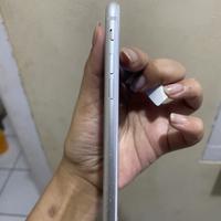 Gambar Iphone 8 64GB second inter dari tamaestetik undefined 3 Tokopedia