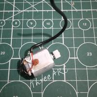 Gambar dinamo 18000 rpm motor dc mobil remote rock crawler sparepart rc - tanpa gir dari ThreeA02 undefined 3 Tokopedia