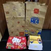 Gambar McDonald's packaging Newjeans Post card Minions Despicable Me Minion Hello kitty New jeans kemasan paper bag box Merchandise McDonalds McDonald mcd mekdi pc - PaperBag Minion dari Cocovory undefined 1 Tokopedia