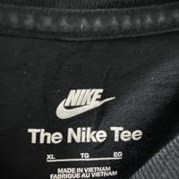 Gambar Kaos nike dog beach pug original dari Reyvo Thrift undefined 4 Tokopedia