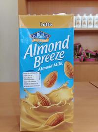 Gambar SUSU ALMOND BREEZE BLUE DIAMOND 1L - LATTE dari elnadi undefined 2 Tokopedia