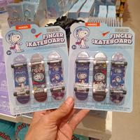 Gambar Set Mainan Skateboard Jari Snoopy - Miniso Snoopy the Little Space Explorer Collection Finger Skateboard Set (PDQ) dari jastipsripilan undefined 1 Tokopedia