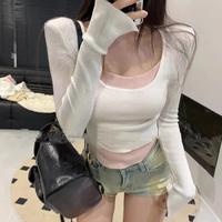 Gambar AJW Atasan Wanita Round Two Way Neck Knit Premium RAZ | Atasan Crop Wanita Dua Warna Knit Premium | Baju Crop Top DUa Warna Oval Casual Knit Premium - White dari AJWpedia undefined 4 Tokopedia
