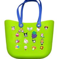 Gambar TAS CROCS CLASSIC TOTE BAG WOMEN / TAS WANITA / TAS WANITA CROCS - Fushia dari CROCS STORE JAKARTA 12 undefined 3 Tokopedia