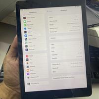 Gambar Ipad gen 5 32gb wifi only second resmi (unitonly) dari DISON CELL undefined 3 Tokopedia