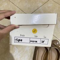 Gambar Preloved Flatshoes Damelia Size 38 dari Toko Abuuu undefined 2 Tokopedia