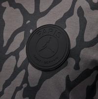 Gambar NIKE Men Basketball Paris Saint-Germain Graphic T-Shirt dari Tavullia undefined 3 Tokopedia