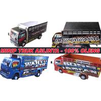 Gambar Miniatur truk oleng Mirip truk Aslinya - wahyu abadi, terpal + lampu dari damarmulan77 undefined 1 Tokopedia