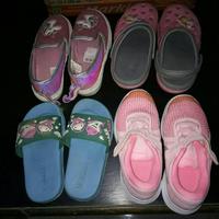 Gambar Sepatu / Sandal Anak 4 Pasang (kondisi bekas pakai tapi masih layak, sesuai foto) dari Citrasekawan undefined 1 Tokopedia
