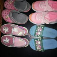 Gambar Sepatu / Sandal Anak 4 Pasang (kondisi bekas pakai tapi masih layak, sesuai foto) dari Citrasekawan undefined 2 Tokopedia