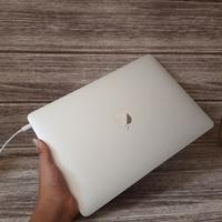 Gambar Apple Macbook air 2019 MVFM2 MVFH2 Core i5 1.6Ghz 13inch 128GB - RAM16 SSD256GB dari Laptop it Up undefined 2 Tokopedia