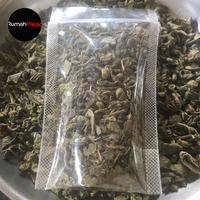 Gambar Daun Teh Hijau Organik Rendah Kafein Low Caffeine Organic Green Tea Loose Leaf NO Decaffeinated Matcha Bubuk Powder Instan Instant Thai Herbal  Kopi Biji Roasted Essential Oil Minyak Atsiri Parfum Aromaterapi Aromatherapy Gula Sugar Susu Fat Butter Ghee dari Rumah Pacar undefined 1 Tokopedia