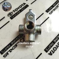 Gambar NEPEL PEMBAGI MINYAK REM CABANG 4 ASLI ORISINIL TOYOTA dari saudara autopart motor undefined 1 Tokopedia