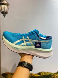 Gambar ASICS Magic Speed 4 Standard Digital Aqua Men's dari laris manis shoes undefined 1 Tokopedia