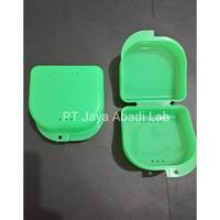 Gambar READY tempat penyipanan gigi palsu piranti ortho kawat gigi retainer box dari Hasilanda undefined 1 Tokopedia