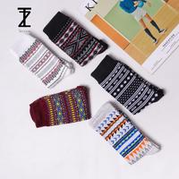 Gambar Terzien - Kaos Kaki Panjang Motif Tribal Pria Wanita 1 Box Isi 5 - C02 dari Terzien undefined 3 Tokopedia