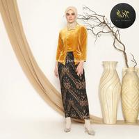 Gambar KEBAYA BLUDRU TEBAL HALUS PREMIUM LENGAN PANJANG KEBAYA POLOS WARNA KEBAYA MODERN ROK PLISKET PREMIUM TEBAL - Merah, Atasan + Rok dari MSA FASHION undefined 4 Tokopedia