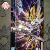 Gambar Bandai HGCE Mighty Strike Freedom Gundam dari zephyra undefined 1 Tokopedia